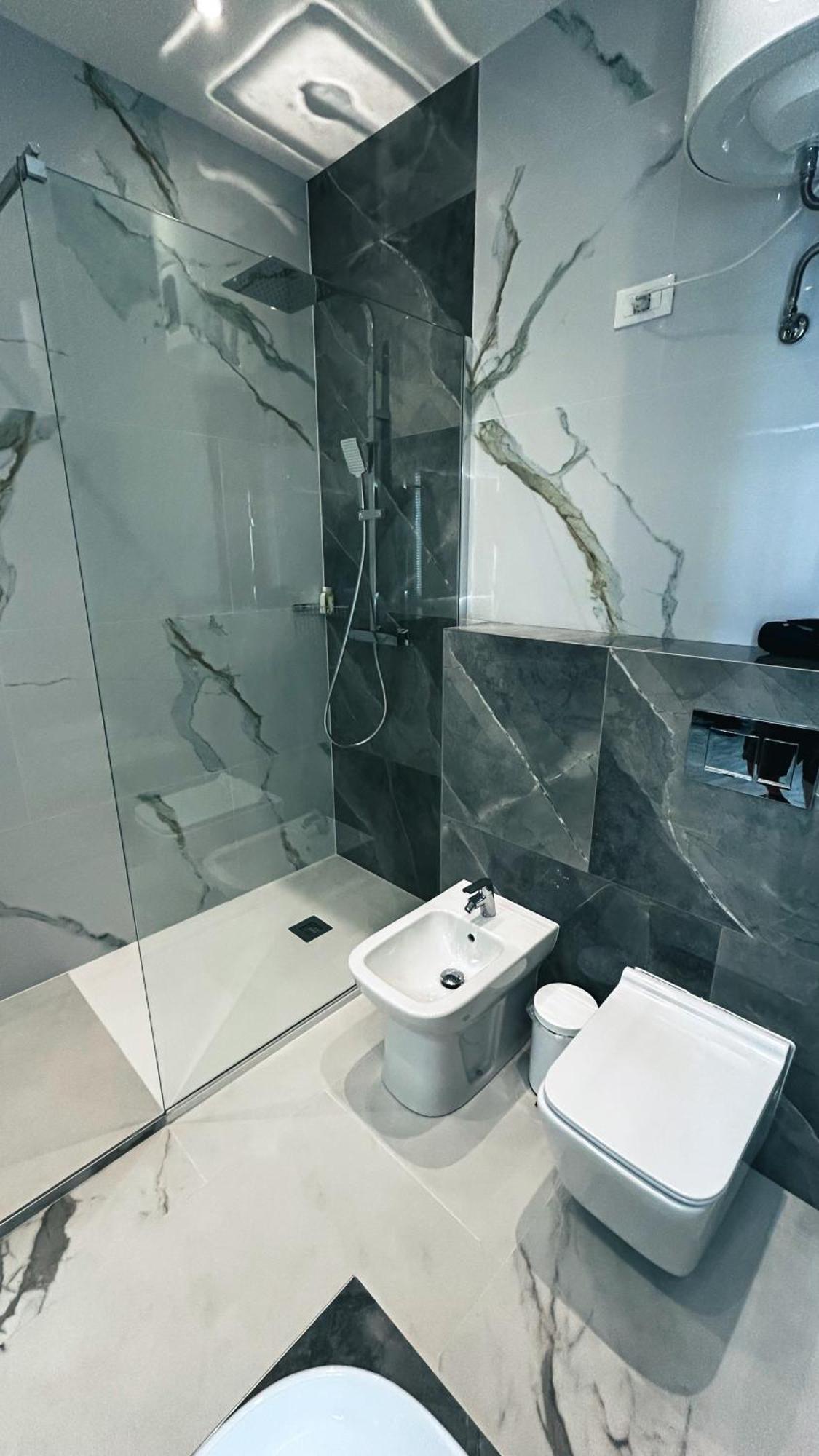 Loft Office 23 Hotel คาสเตล มักจิโอเร ภายนอก รูปภาพ